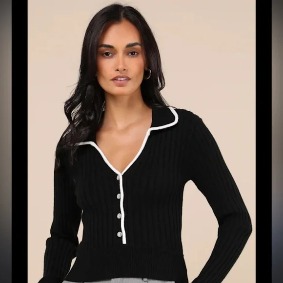 Lulus Season Black Collared Sweater Top Large NWT - Picture 2 of 6